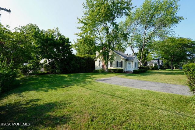 23 Dwyane Street, Oceanport, NJ 07757