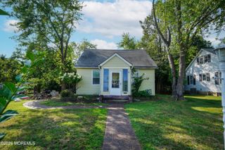23 Dwyane Street, Oceanport, NJ 07757