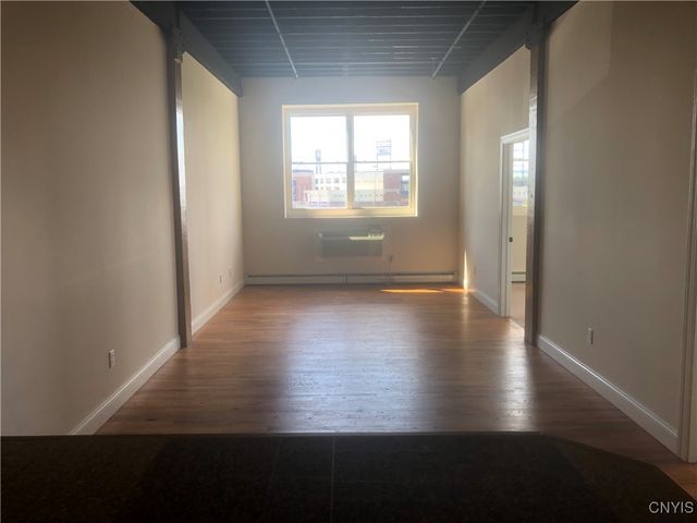 617 East Hiawatha Boulevard 6, Syracuse, NY 13208