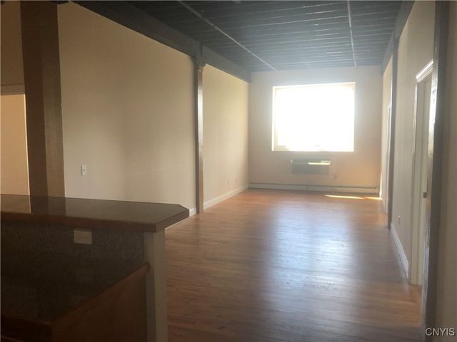 617 East Hiawatha Boulevard 6, Syracuse, NY 13208