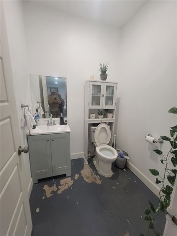 2170 Skrivanek Road, San Felipe, TX 77474