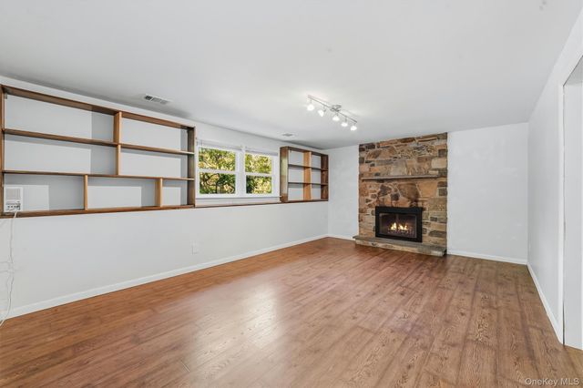 124 Cedar Lane, Ossining, NY 10562