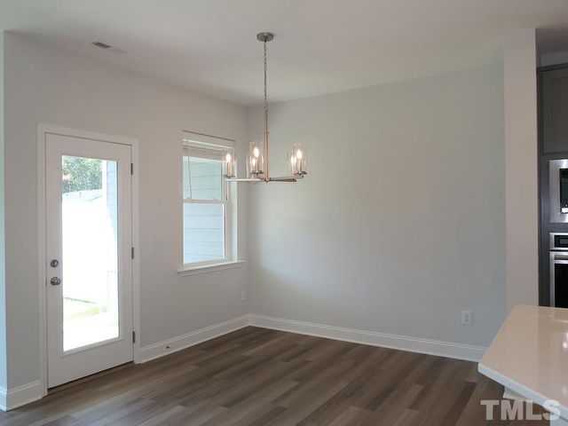 117 Deardom Way, Chapel Hill, NC 27516
