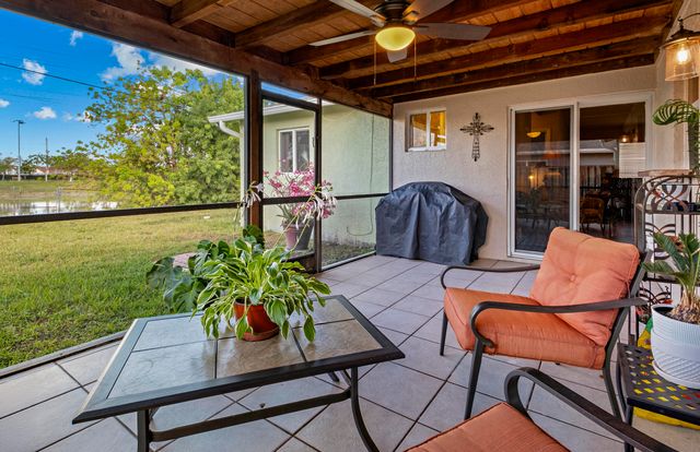 2201 NW 70th Lane, Margate, FL 33063