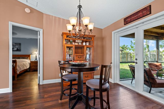 2201 NW 70th Lane, Margate, FL 33063