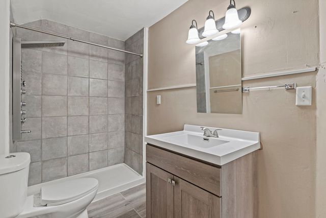 1410 36th Street, Rock Island, IL 61201