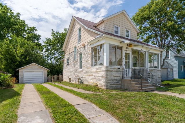 1410 36th Street, Rock Island, IL 61201