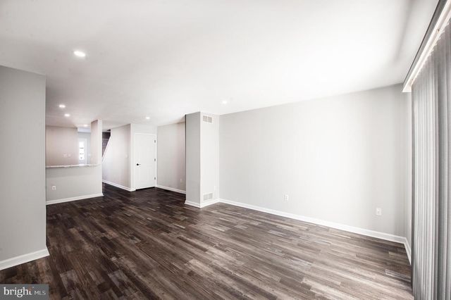 70 YELLOWWOOD CT, Glassboro, NJ 08028