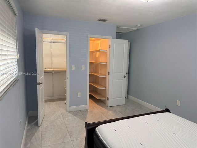 3528 SW 25th Ter 3528, Miami, FL 33133