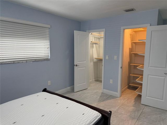 3528 SW 25th Ter 3528, Miami, FL 33133