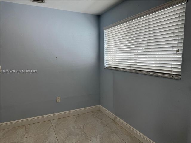 3528 SW 25th Ter 3528, Miami, FL 33133