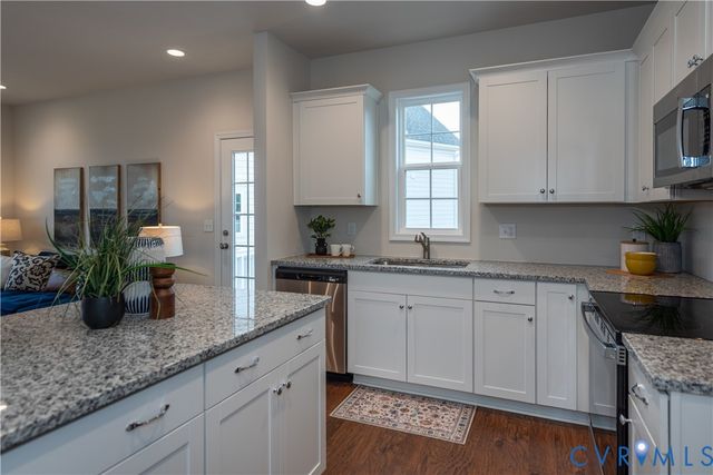 000 Villetta Pointe Ln, Mechanicsville, VA 23116