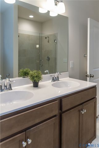 000 Villetta Pointe Ln, Mechanicsville, VA 23116