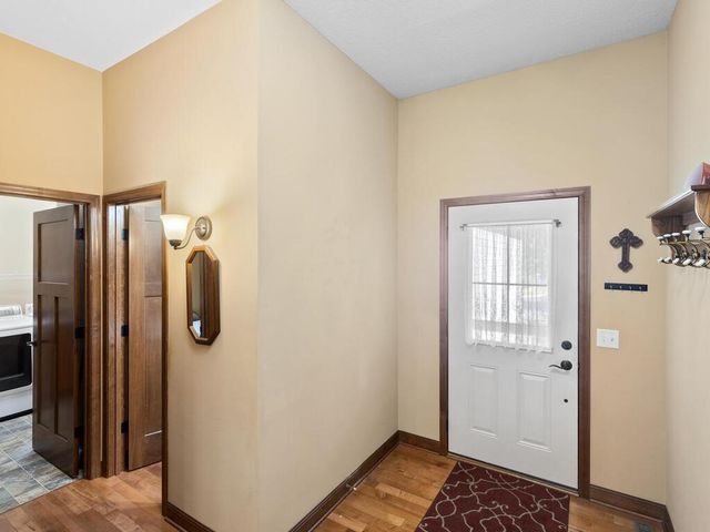 4037 Heritage Lane SE, Prior Lake, MN 55372