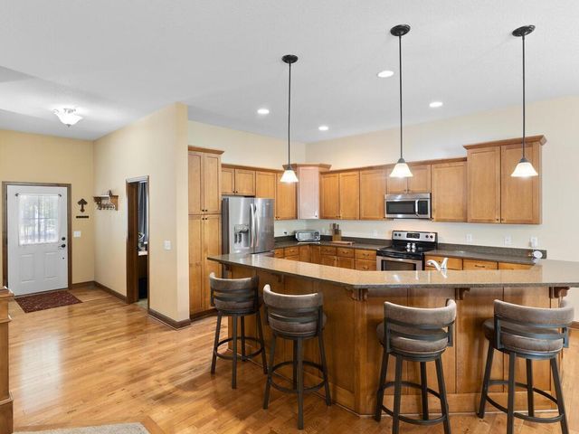 4037 Heritage Lane SE, Prior Lake, MN 55372