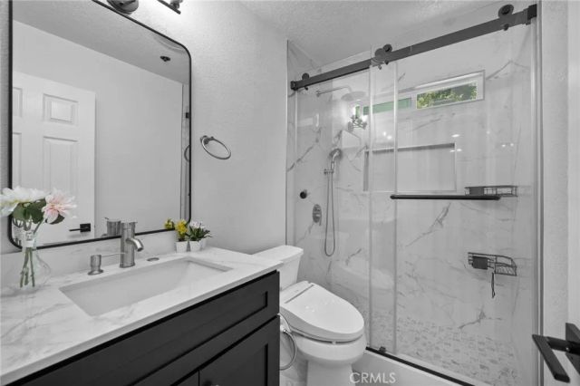 12121 Centralia 102, Lakewood, CA 90715