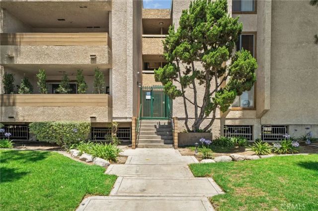 12121 Centralia 102, Lakewood, CA 90715
