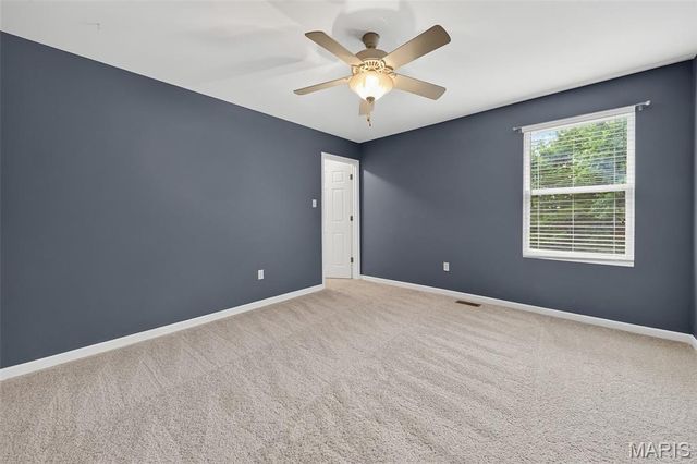 326 Country Trail Drive, Lake St Louis, MO 63367