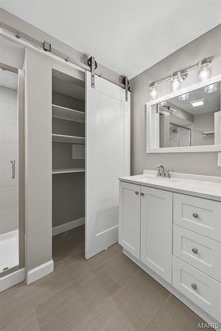 326 Country Trail Drive, Lake St Louis, MO 63367