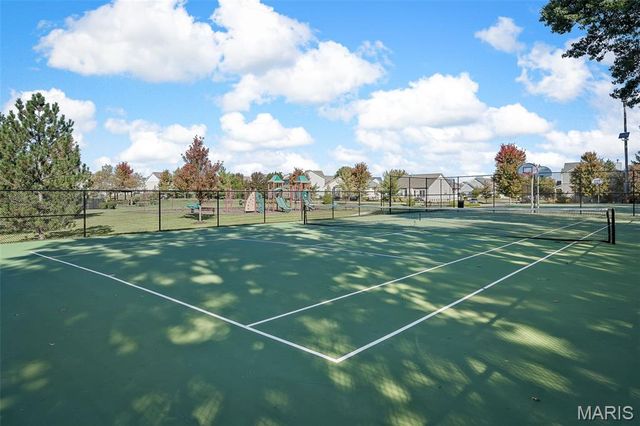 326 Country Trail Drive, Lake St Louis, MO 63367