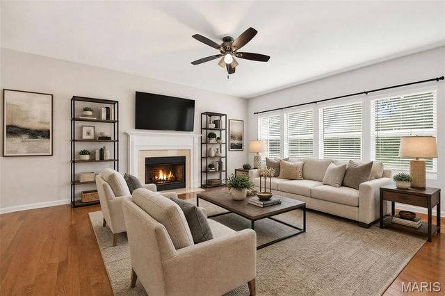 326 Country Trail Drive, Lake St Louis, MO 63367