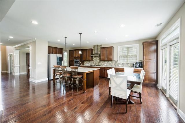 692 Faraday Circle, Suwanee, GA 30024