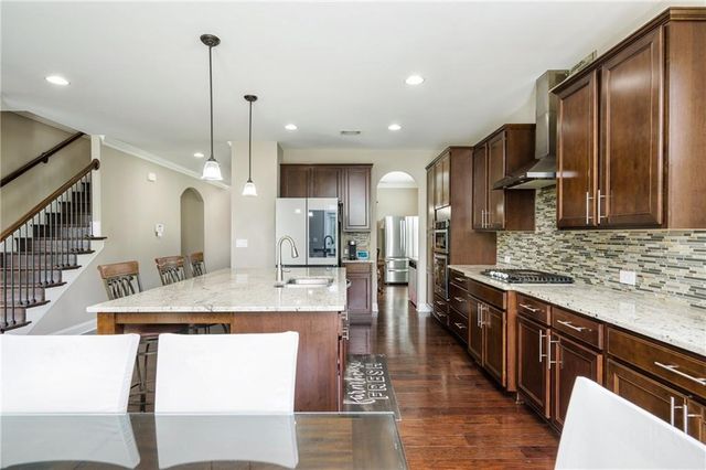 692 Faraday Circle, Suwanee, GA 30024