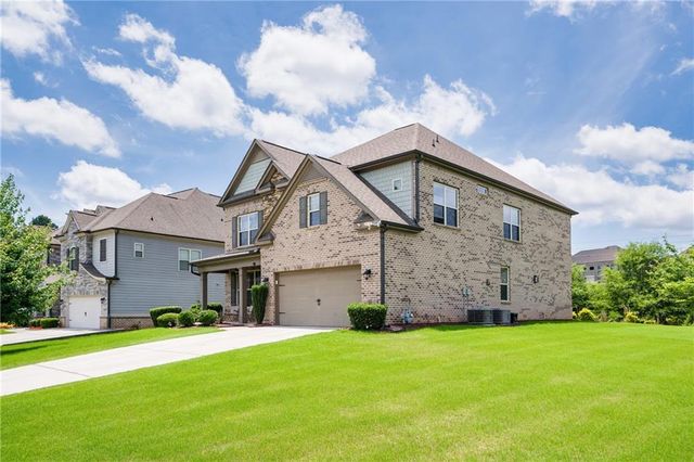 692 Faraday Circle, Suwanee, GA 30024