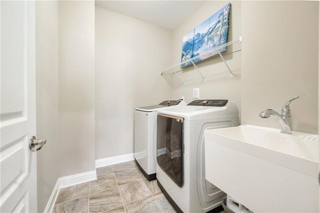 692 Faraday Circle, Suwanee, GA 30024