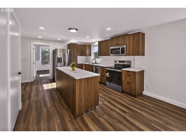 19705 Ne 104TH Cir, Brush Prairie, WA 98606