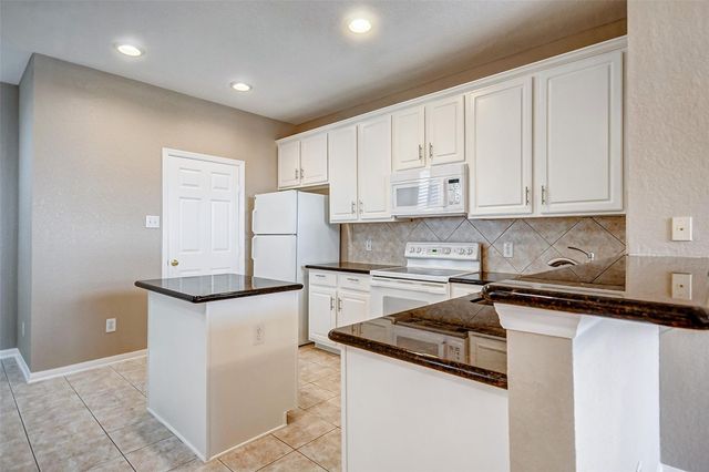 2022 Ridge Wood Lane, Sugar Land, TX 77479