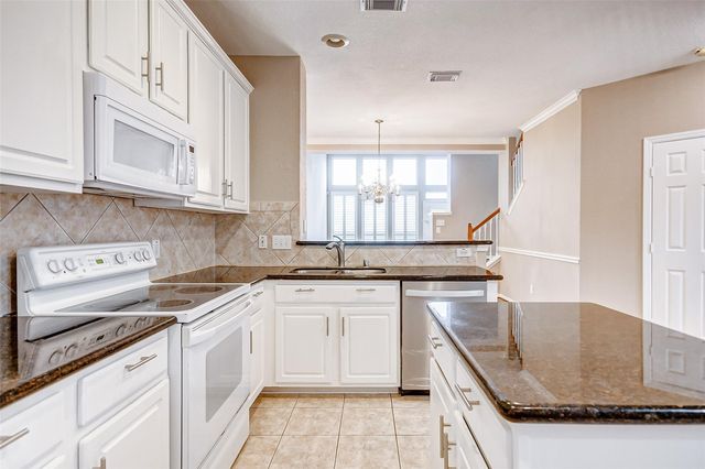 2022 Ridge Wood Lane, Sugar Land, TX 77479