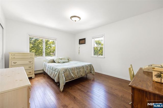 15 Pierrepont Avenue, Rutherford, NJ 07070