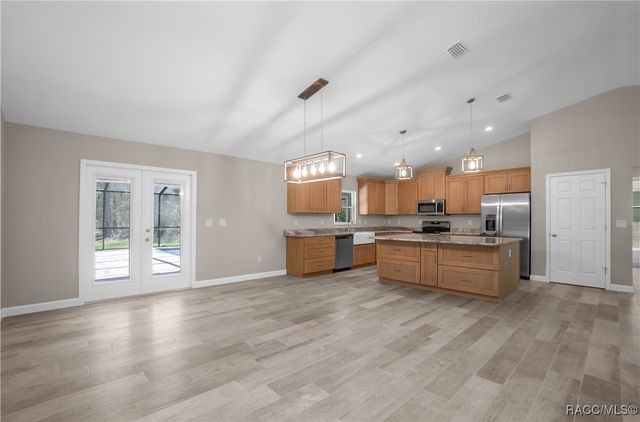 1124 W Redding Street, Hernando, FL 34442