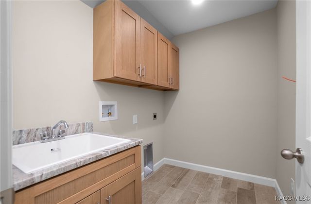 1124 W Redding Street, Hernando, FL 34442