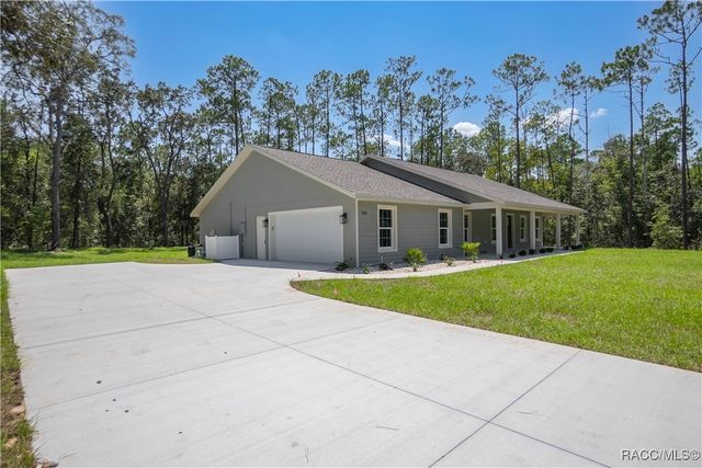 1124 W Redding Street, Hernando, FL 34442