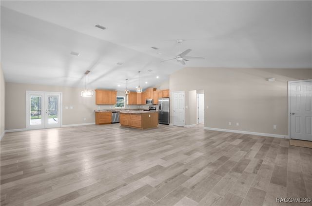 1124 W Redding Street, Hernando, FL 34442