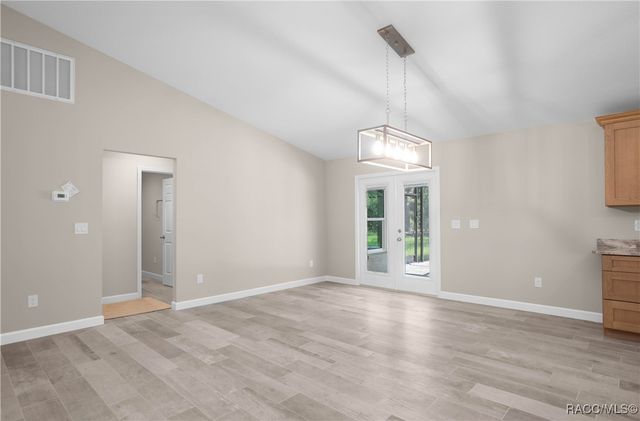 1124 W Redding Street, Hernando, FL 34442