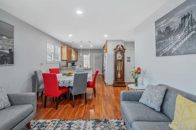 119 N 1st Avenue, Bay Shore, NY 11706