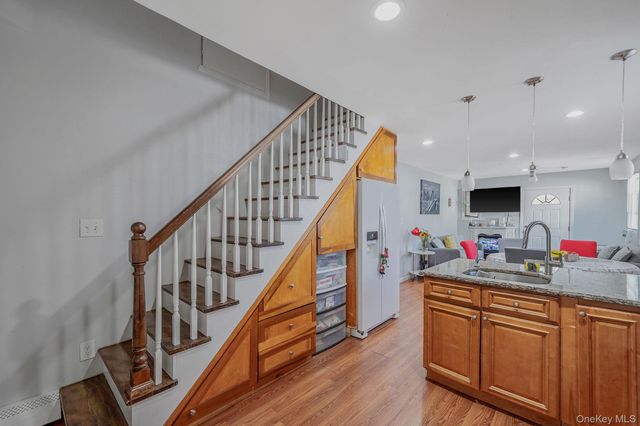 119 N 1st Avenue, Bay Shore, NY 11706