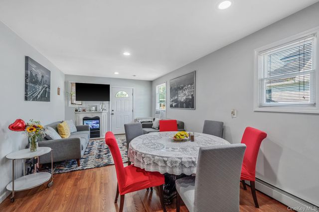 119 N 1st Avenue, Bay Shore, NY 11706