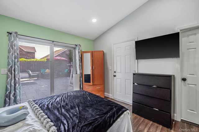 119 N 1st Avenue, Bay Shore, NY 11706