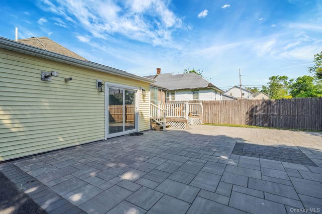 119 N 1st Avenue, Bay Shore, NY 11706
