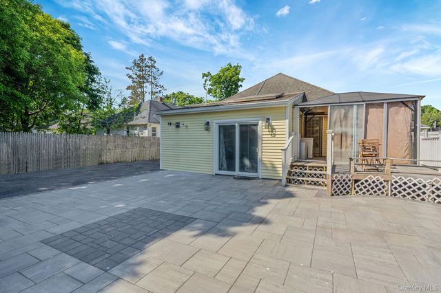 119 N 1st Avenue, Bay Shore, NY 11706