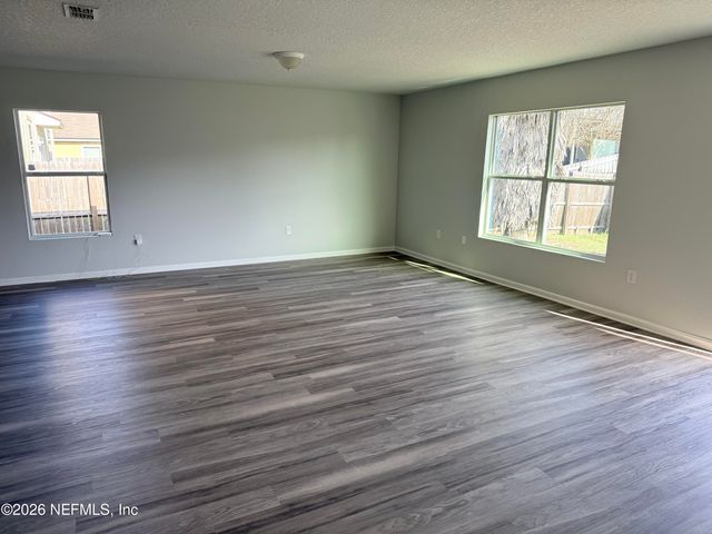 3851 FALCON CREST Drive, Green Cove Springs, FL 32043