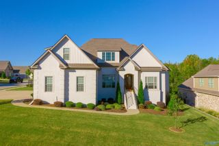 22832 Cog Hill Drive, Athens, AL 35613