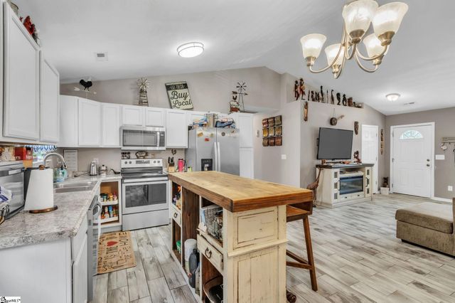 105 Backwater Way, Greenville, SC 29611