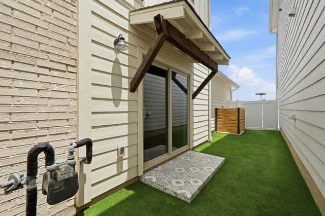 8201 Frida BND, Austin, TX 78744