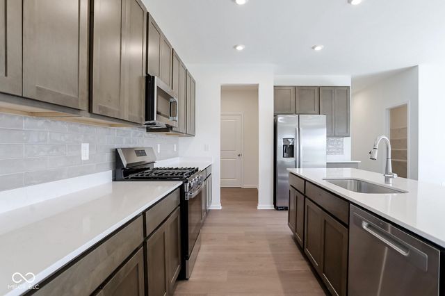 6966 Rusty Nail Court, Brownsburg, IN 46112