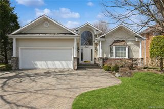 30 Redan Drive, Smithtown, NY 11787